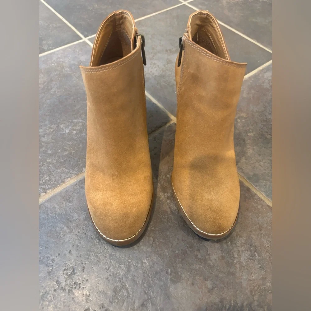 Lucky Brand Tan Suede Wedge Boots - Picture 4 of 6